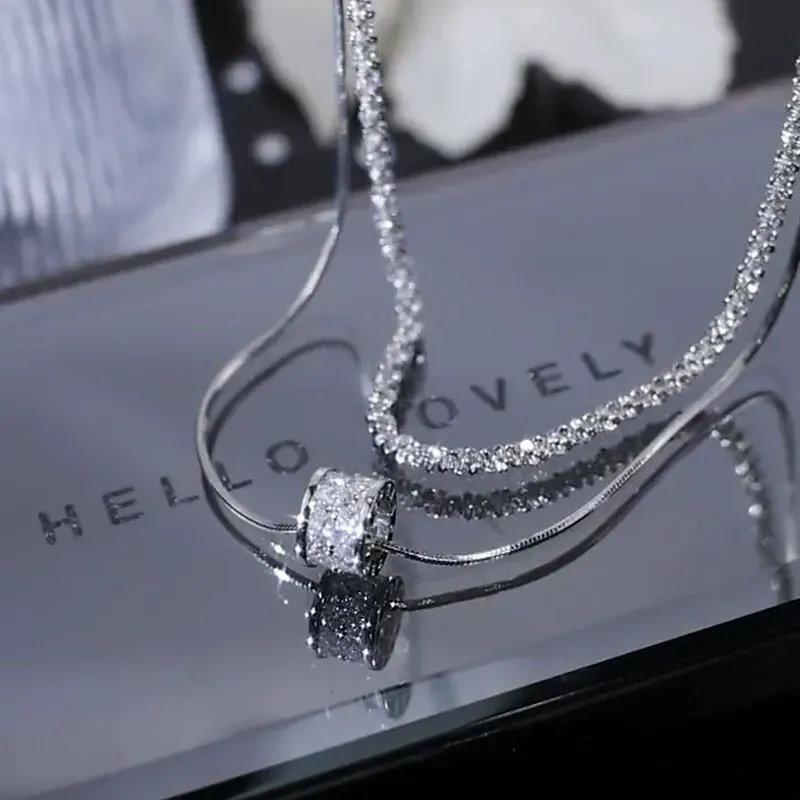 Niche light luxury double-layered necklace, new temperament design clavicle chain