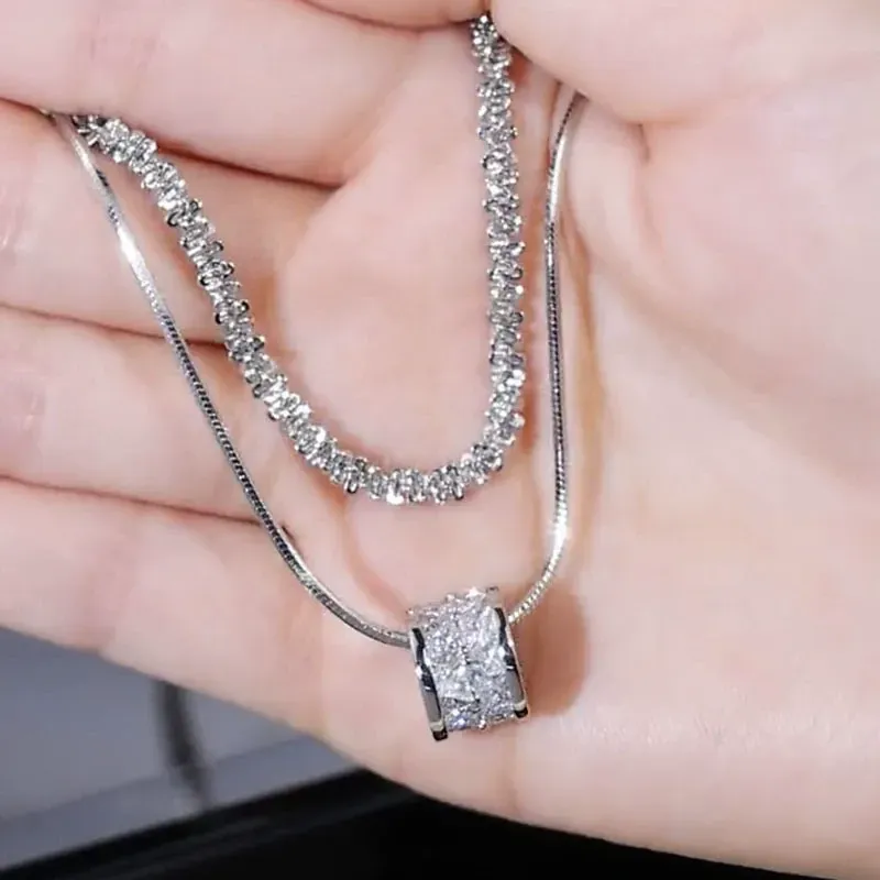 Niche light luxury double-layered necklace, new temperament design clavicle chain