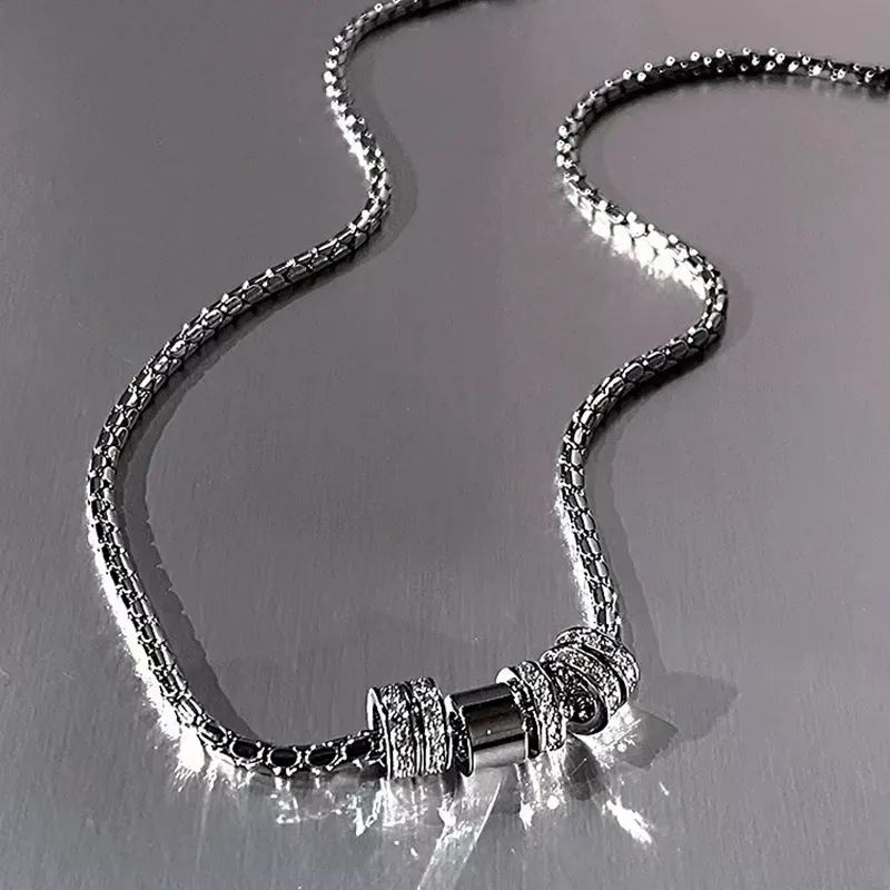 Titanium steel necklace, neutral cool style, diamond hoop pendant, titanium steel necklace, unisex