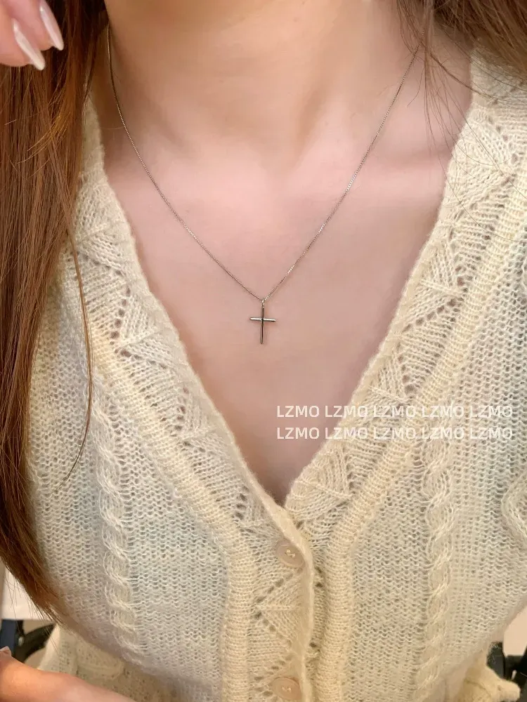 Summer new minimalist cross silver necklace for women, the same style as the Internet celebrity