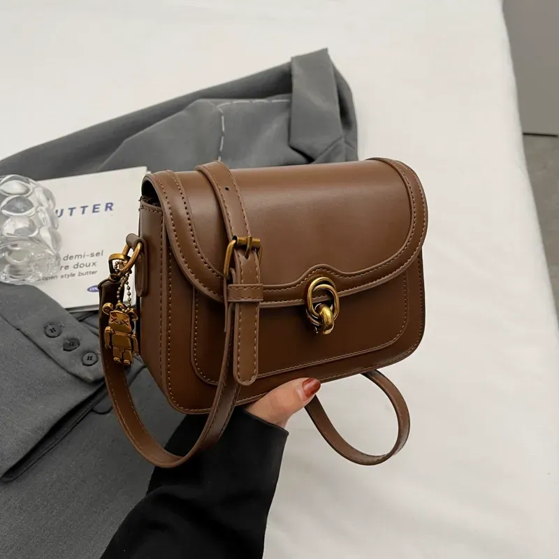 Bags 2025 new spring and autumn winter fashion retro small square bag