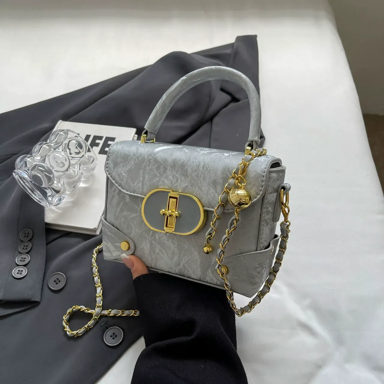 High-end silver small bag, popular small square handbag