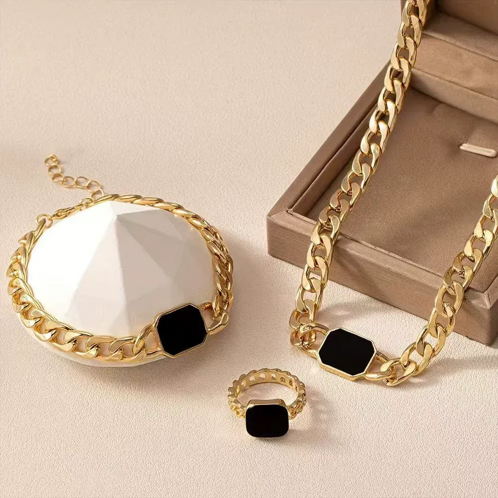 Temu hot-selling simple personality jewelry European and American exaggerated geometric square chain necklace bracelet ring 3-piece set