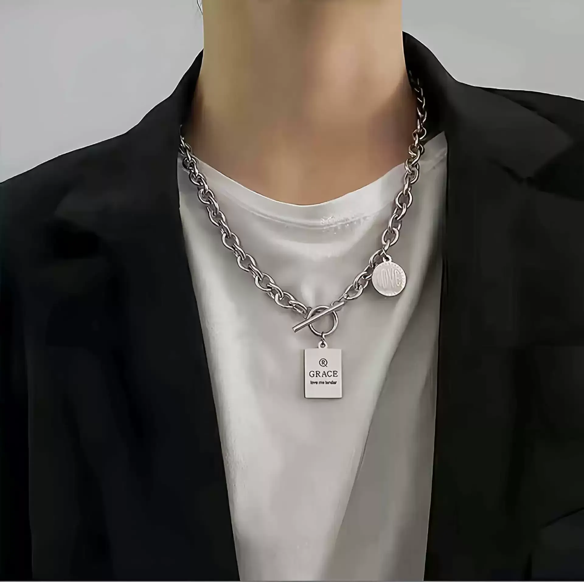 Trendy stainless steel necklace for men and women, hip-hop personality ins clavicle chain trendy hiphop