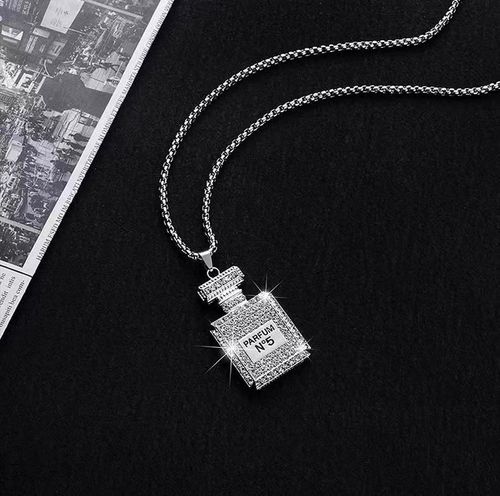 Women's diamond-studded perfume bottle necklace, fashionable and personalized sweater chain