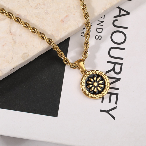 Gold-plated round ancient coin necklace for men and women, waterproof and sweat-proof, no fading