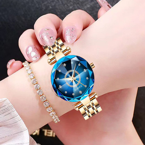 Fashionable ladies watch with high-value glass and solid steel strap