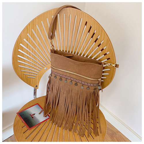 Retro new fashion tassel bag ethnic style bag women's shoulder crossbody bag mobile phone bag