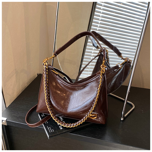 New niche chain underarm bag, fashionable crossbody bag, three shoulder straps