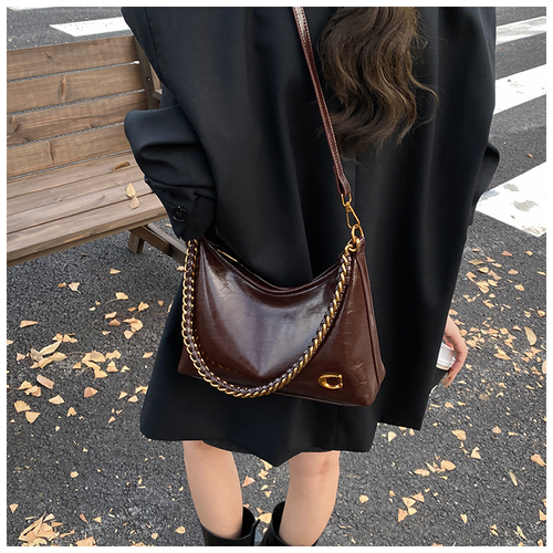 New niche chain underarm bag, fashionable crossbody bag, three shoulder straps