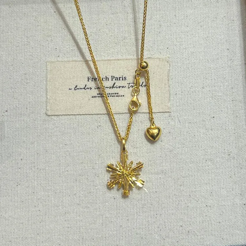 Sparkling snowflake necklace, clavicle chain jewelry