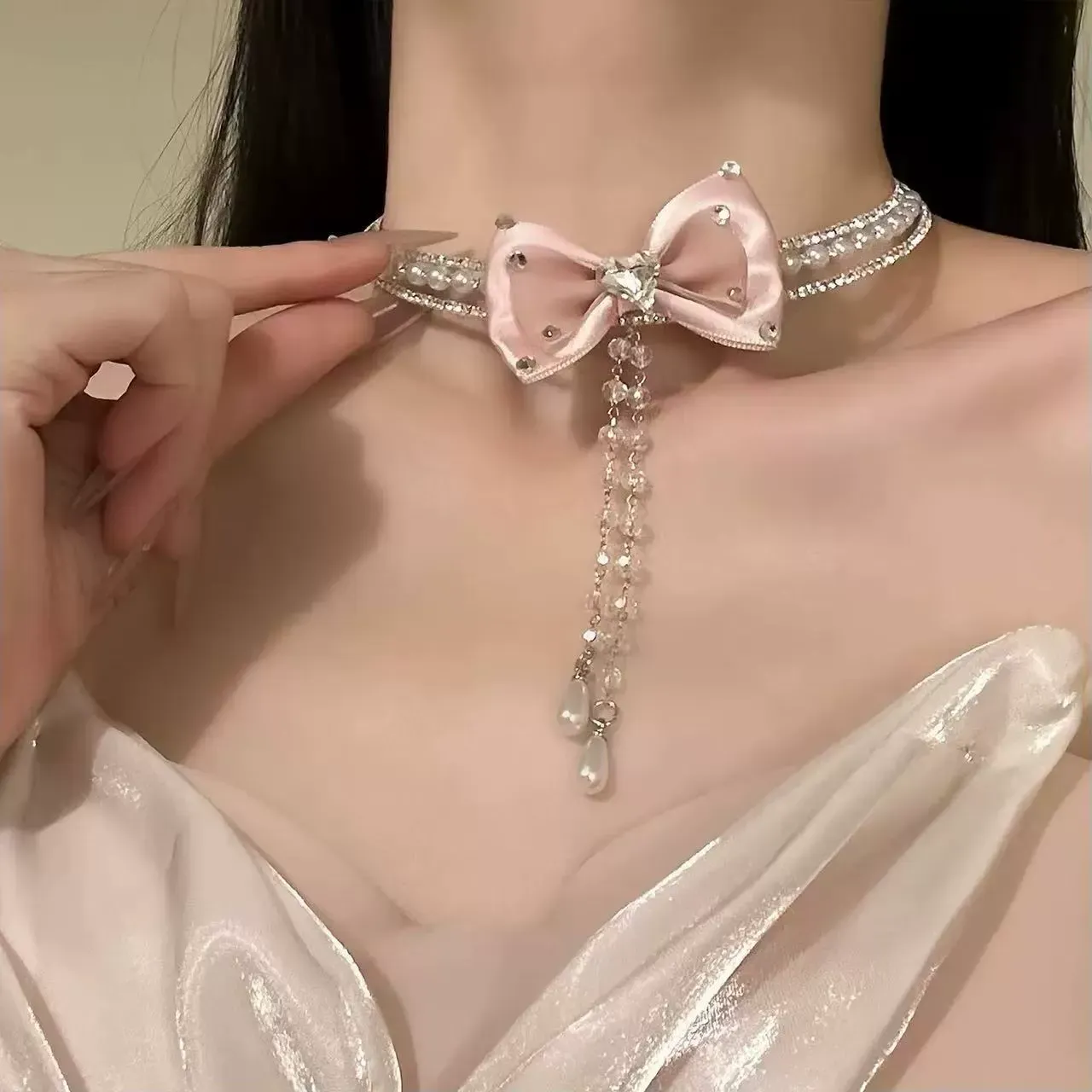 Super sweet pink bow tassel necklace