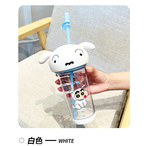 Crayon Shin-chan straw water bottle, 2026 new style, high-value design, Tritan high-temperature resistant cup for girls and students.