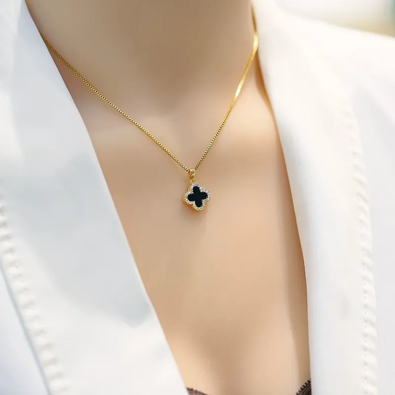 Double-sided lucky four-leaf clover necklace, colorfast, popular clavicle chain.