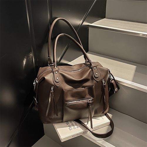 Trendy and popular large-capacity handbags, commuter shoulder bags, messenger bags, versatile and fashionable