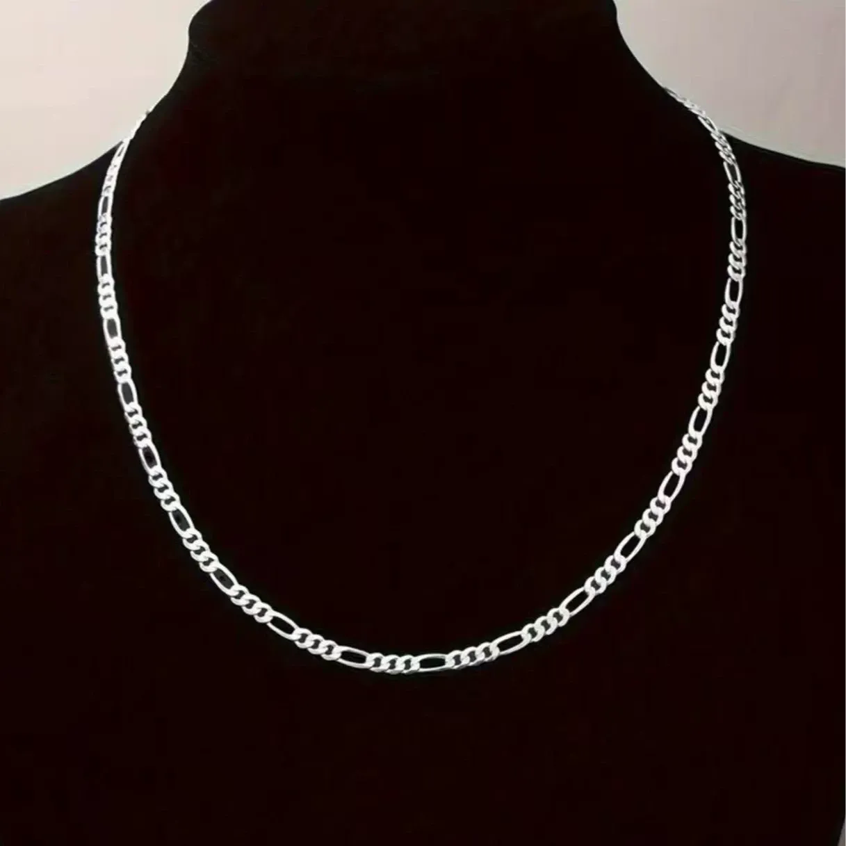 Stainless steel Cuban necklace Unisex style Fashionable titanium steel necklace