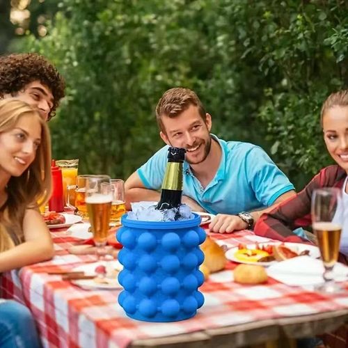 Ice Cube Mold Large Press Type Easy Release Ice Tray Maker Circular Portable Silicone Ice Cube Cup with Lid