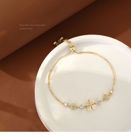 Lucky four-leaf clover bracelet for women ins niche versatile design five-flower bracelet new style gift for girlfriends