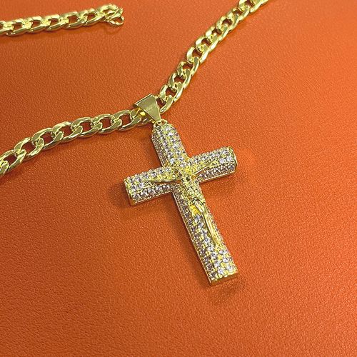 Cross diamond freshwater Cuban chain necklace with pendant