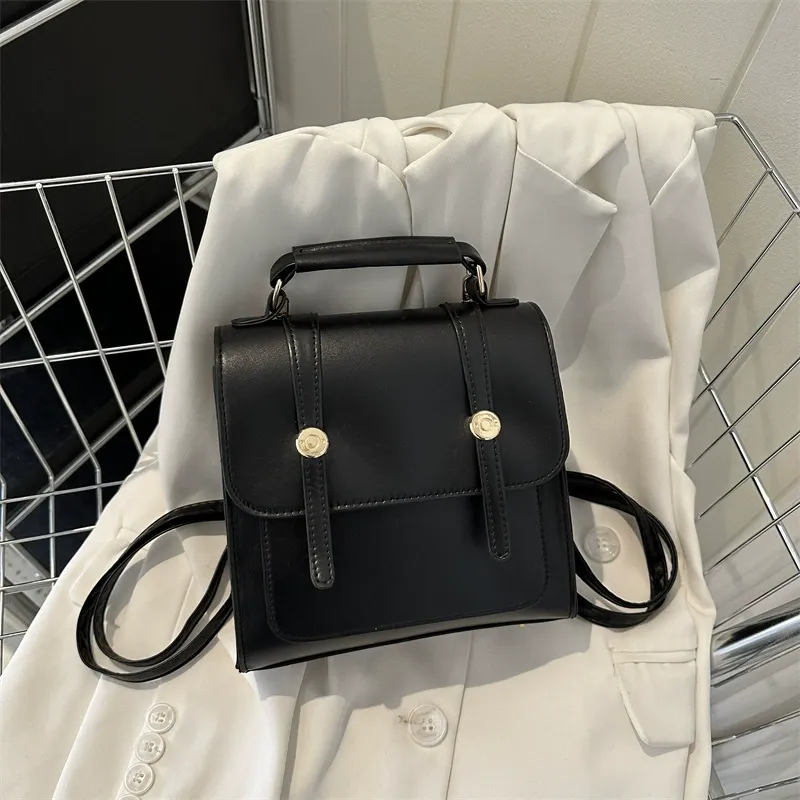 Simple and Fashionable Ladies  Backpack, Casual Small Backpack