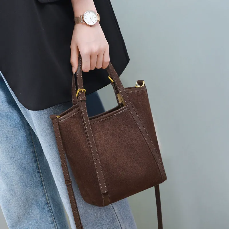 Genuine leather messenger bag, portable vegetable basket, large capacity shoulder bag for women