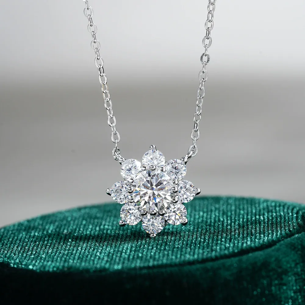 Moissanite necklace for women, classic sunflower and snowflake necklace
