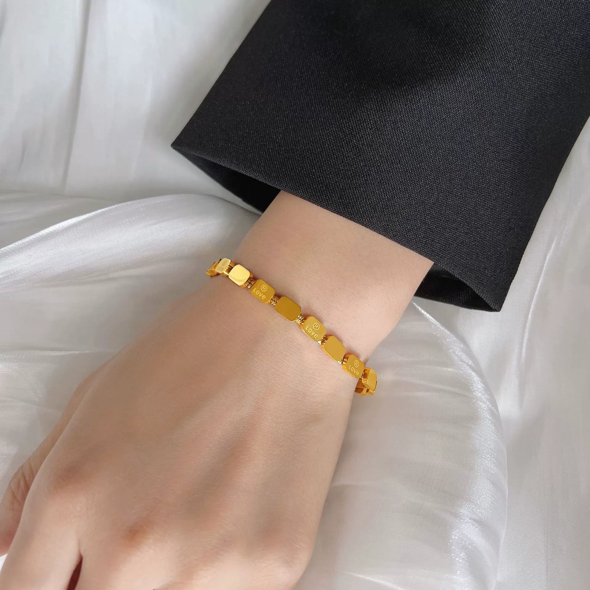 LOVE cube popular gold-plated bracelet titanium steel non-fading jewelry