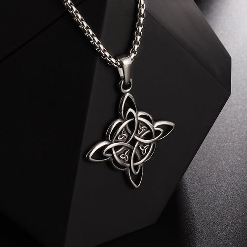 Celtic Knot Necklace Lucky Protection Amulet Unisex Everyday Wear Gift
