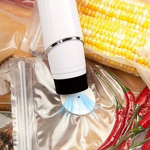 Portable Electric Smart Vacuum Sealer, Equipped with Food Storage Bags And a Mini Electric Pump Vacuum Machine, Suitable for Vacuum Sealing And Preserving Items at Home, During Camping, And While Traveling.