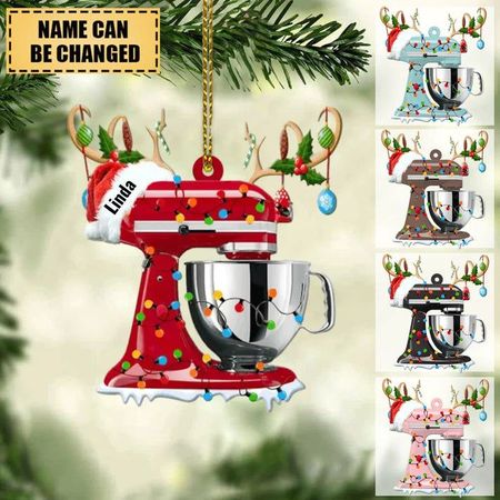 Personalisierter Weihnachtsschmuck in Form eines Rentiers für die Backmaschine – das perfekte Geschenk für backbegeisterte Mütter.
