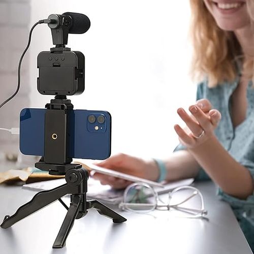 Smartphone Vlogging Kit With Tripod Phone Holder Mini Microphone LED Fill Light Starter For TikTok Live Stream Video YouTube