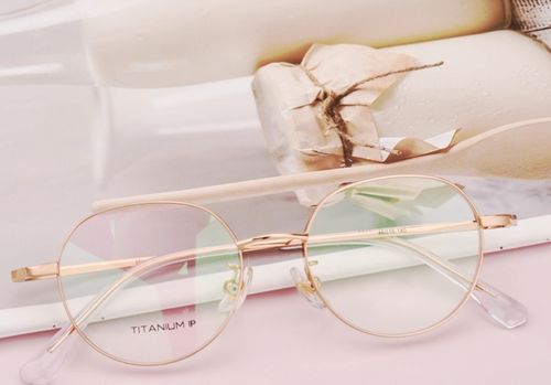 Unique Style Large Tail Leg Eyeglass Frame Artistic Clear Lens Trendy Unisex Glasses for Men and Women
