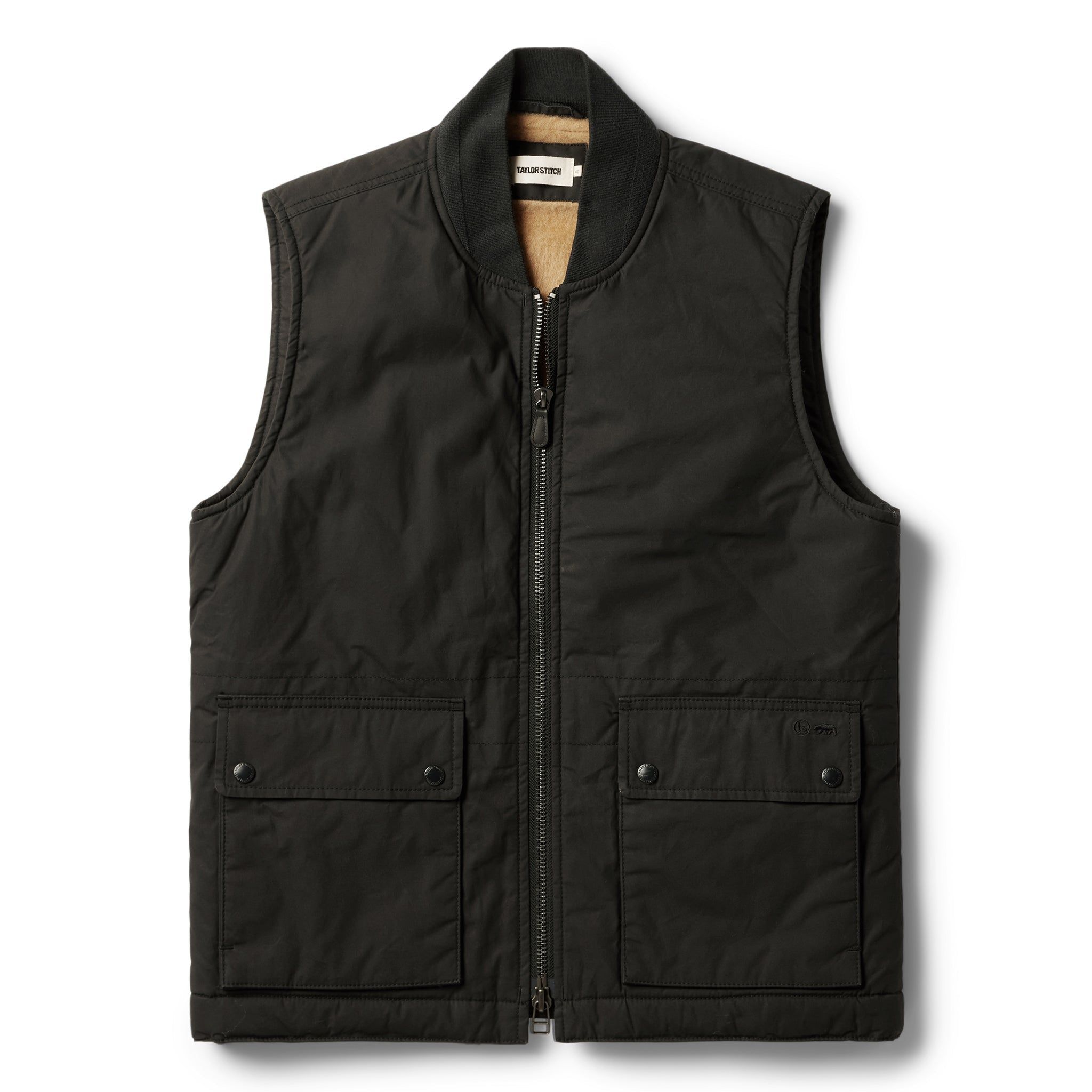 Auoun Ignition Vest in Coal Dry Wax