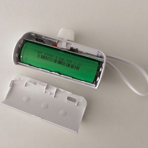 Mini 2-in-1 Wireless Capsule Power Bank 5000mAh with Cable and Fast Charging Portable Charger