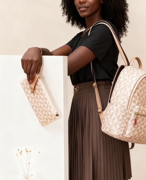 （Cinza claro）2025 Novo Modelo Clássico Terno Estilo Versátil Mochila com Travesseiro Dúplex Multifuncional Bolsa para Mulheres