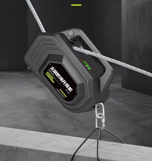 Brushless climbing rope elevator