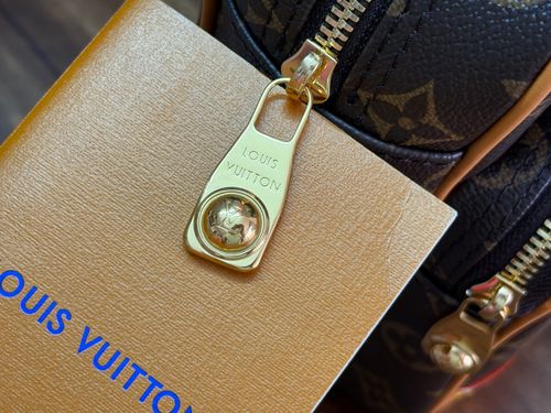 LV  01   Top original version  Cash on delivery