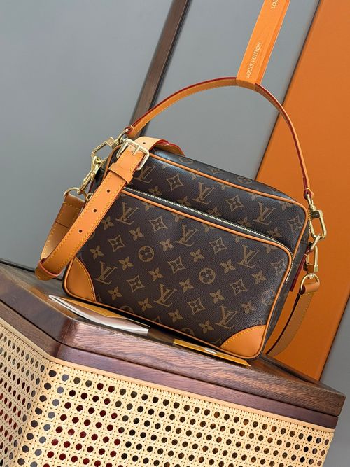 LV  01   Top original version  Cash on delivery