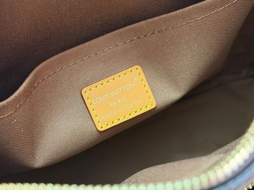 LV  01   Top original version  Cash on delivery
