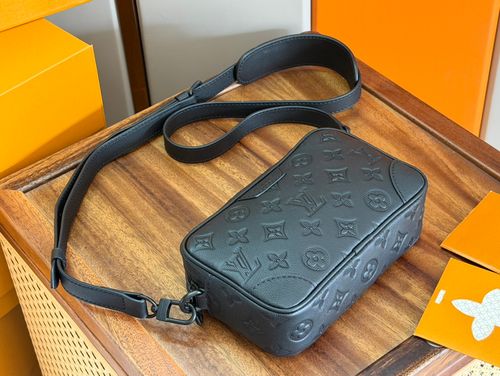 LV4 Top original version  Cash on delivery