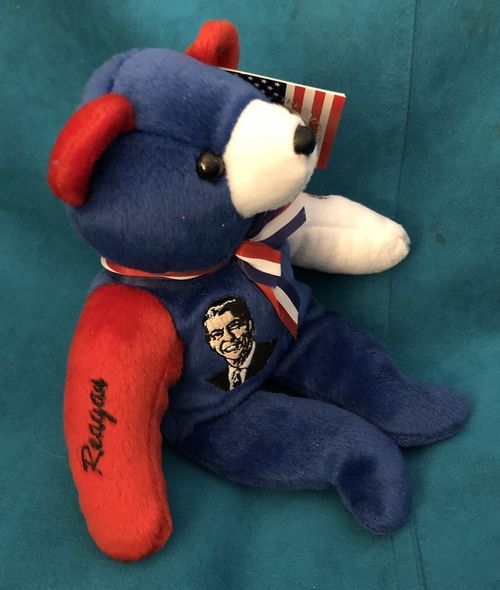 GEORGE W BUSH TOY BEAR 43rd PRESIDENT USA RED WHITE BLUE FLAG REPUBLICAN GOP