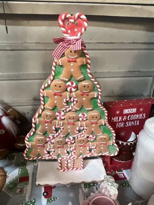 Gingerbread Decor - Resin Wood 18 Gingerbread Christmas Tree