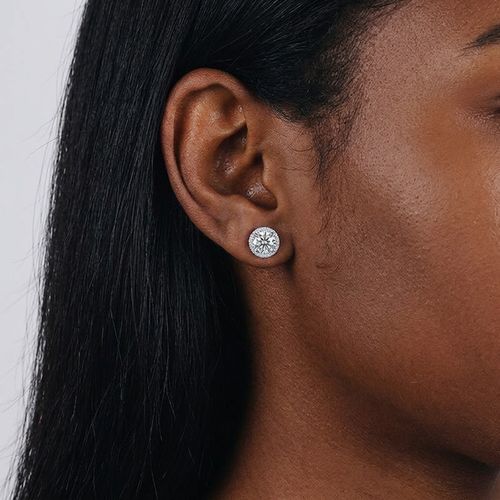 Favorite in Accra ✨ Royal Moissanite Stud Earrings - Brighter Than Diamonds 💍 🇬🇭