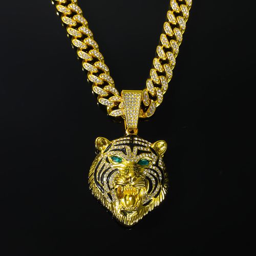 Bovoria™ Legacy: Emerald-Eyed 3D Iced Out Tiger & Cuban Link（Super Discount 🔥）