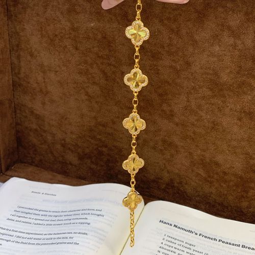 Genuine 24K Gold-Plated Four-Leaf Clover Bracelet with Long-Lasting Color