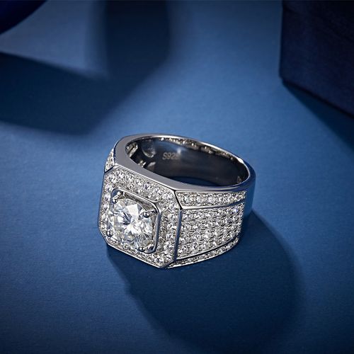 🇬🇭 Shining like the Accra night | A starlit ring exclusively for Ghanaian
