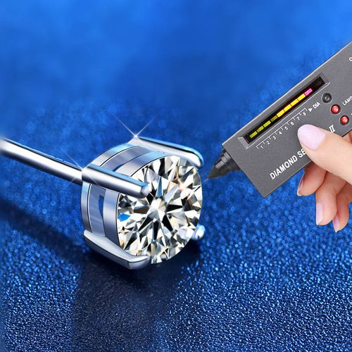 BrilliantIce 4-Prong 5mm Solitaire Stud Earrings 💎❄️