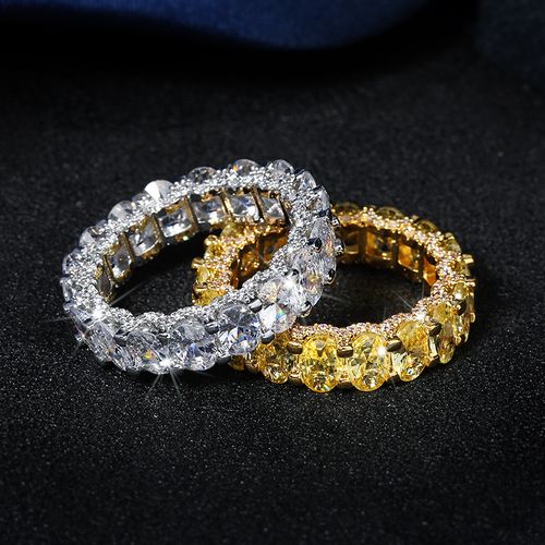 Royal Sparkle Luxury Oval Moissanite Diamond Eternity Wedding Band