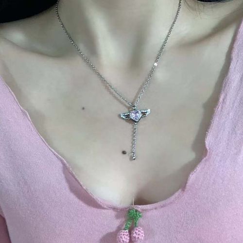 Heart of Love Zircon Necklace - Women's Romantic Angel Collarbone Chain, Light Luxury Heart Choker
