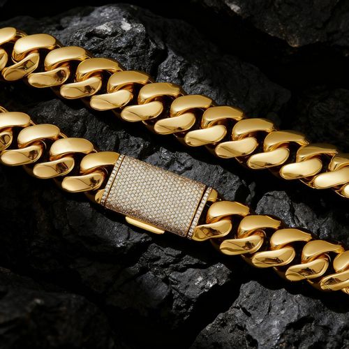 Best-Selling Hip Hop Trendy Cuban Link Chain for Men - Miami Style Titanium Steel Toggle Clasp Necklace